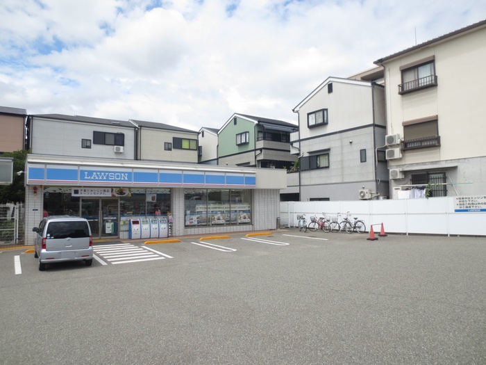 コンビニ　ローソン 尼崎立花町一丁目店（コンビニ）まで190m