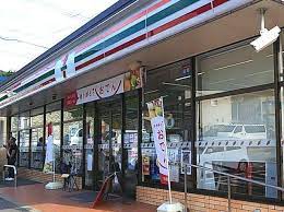 コンビニ　セブンイレブン福岡下原１丁目店（コンビニ）まで1218m