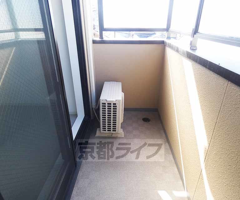 バルコニー　広いバルコニーです。