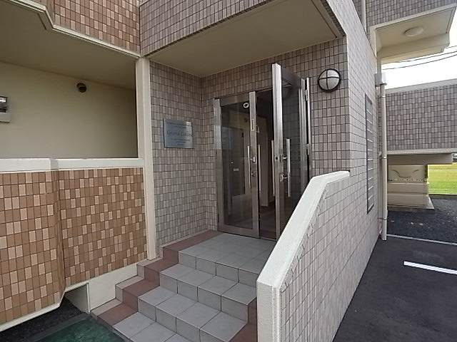 エントランス　エントランス