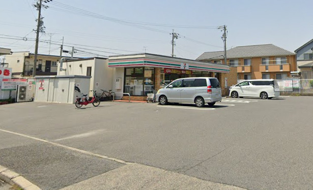 コンビニ　セブンイレブン 名古屋一色新町店（コンビニ）まで586m