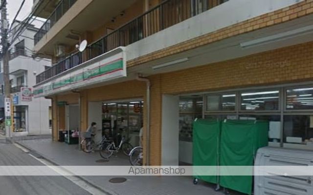 コンビニ　ローソンストア１００（コンビニ）まで297m