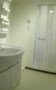 洗面設備　別部屋参照写真