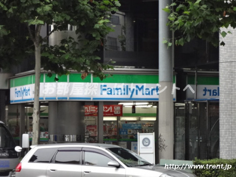 コンビニ　ファミリーマート 四谷舟町店（コンビニ）まで170m