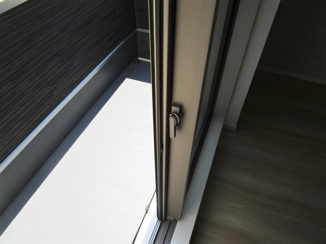 バルコニー　同施工会社の参考写真です。