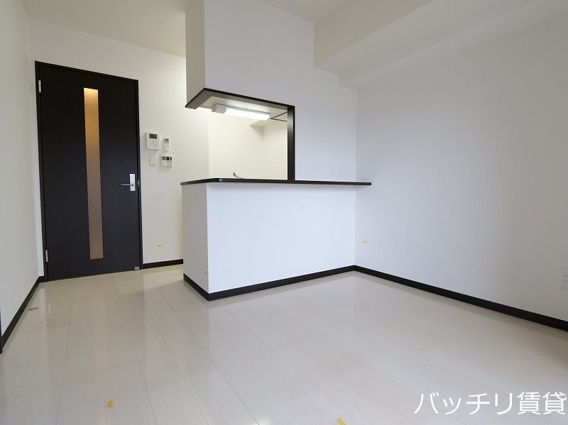 居室・リビング　＊画像は別部屋の為イメージ、現状を優先いたします