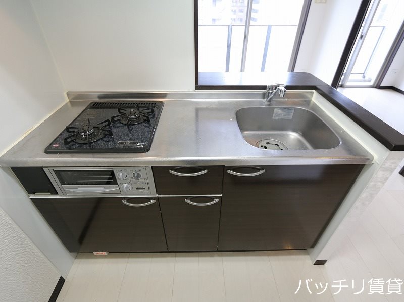 キッチン　＊画像は別部屋の為イメージ、現状を優先いたします