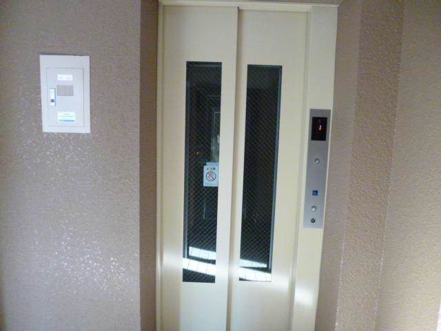 エントランス　エントランス部分
