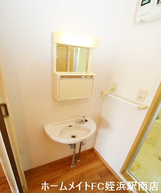 その他設備　★独立洗面台もあります！★参考写真