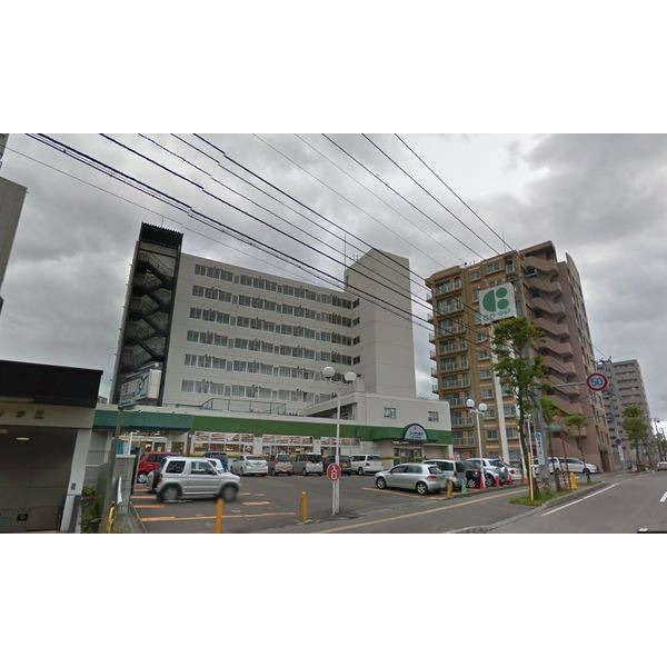 スーパー　コープさっぽろひばりが丘店（スーパー）まで69m