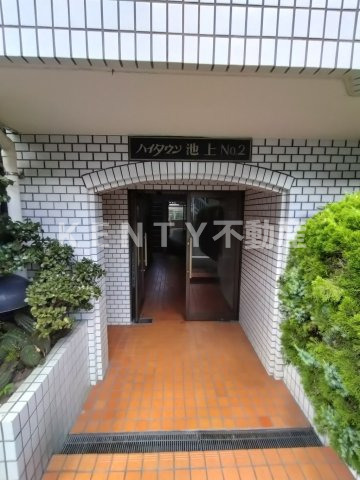 エントランス　ゆとりのあるエントランスです