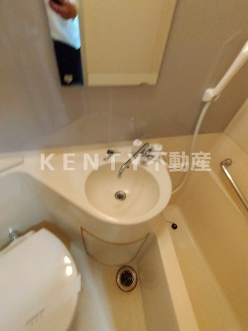 洗面設備　使いやすい洗面所です