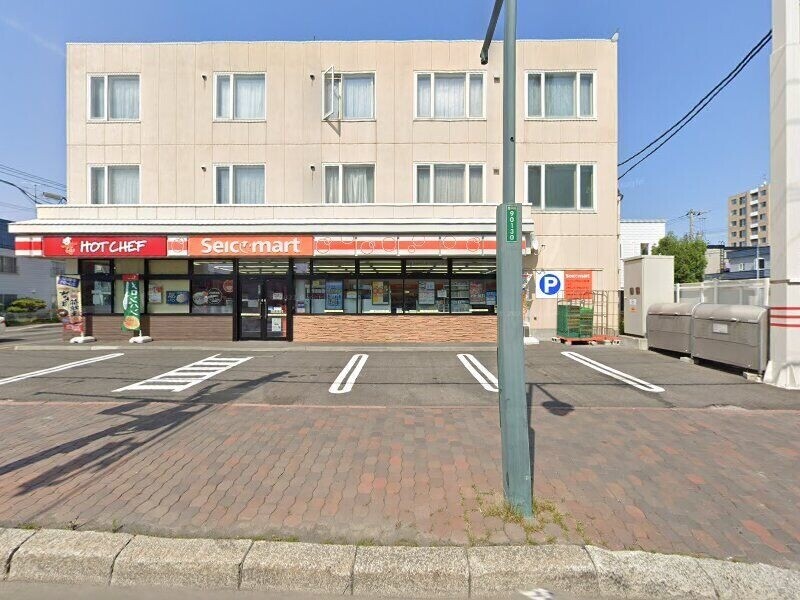 コンビニ　セイコーマート美園駅前店（コンビニ）まで183m