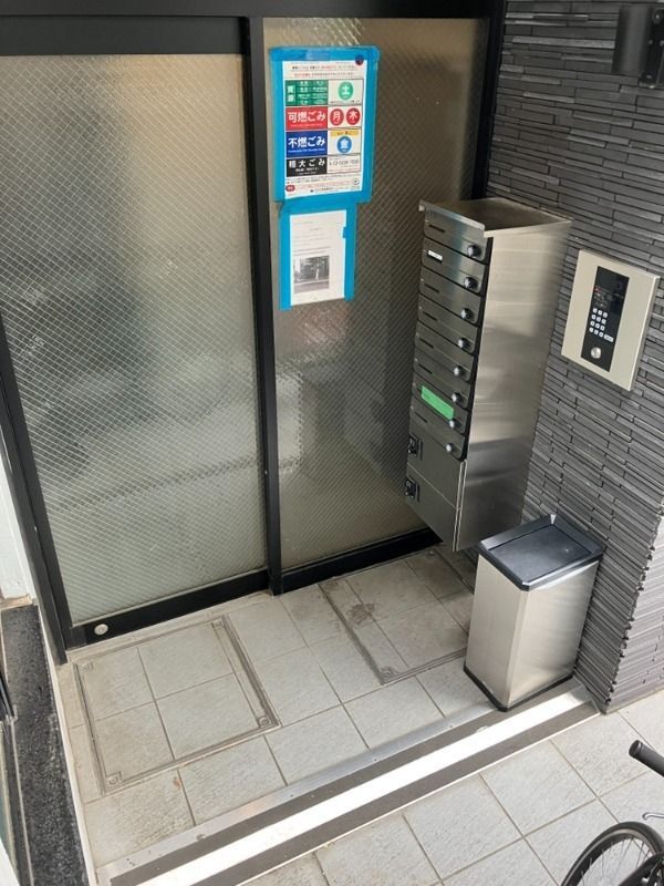 エントランス　毎日通るエントランス♪