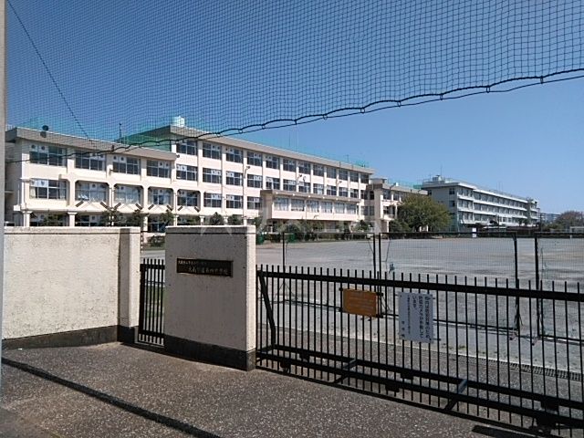 中学校　武蔵村山市立第四中学校（中学校）まで191m