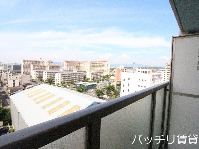 バルコニー　※同型タイプの為現状優先