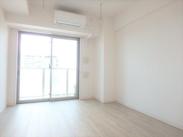 居室・リビング　フローリング仕様の綺麗なお部屋です。