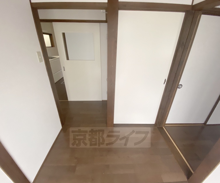 ＪＲ山陰本線 花園駅 徒歩18分 2階建 築67年の内装写真