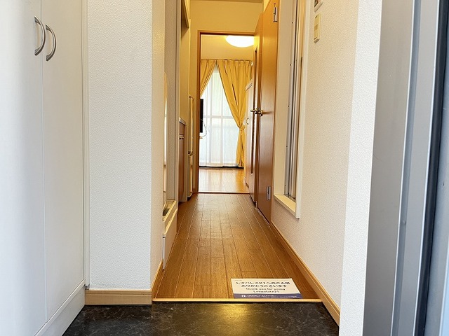玄関　１階のお部屋の参考写真です