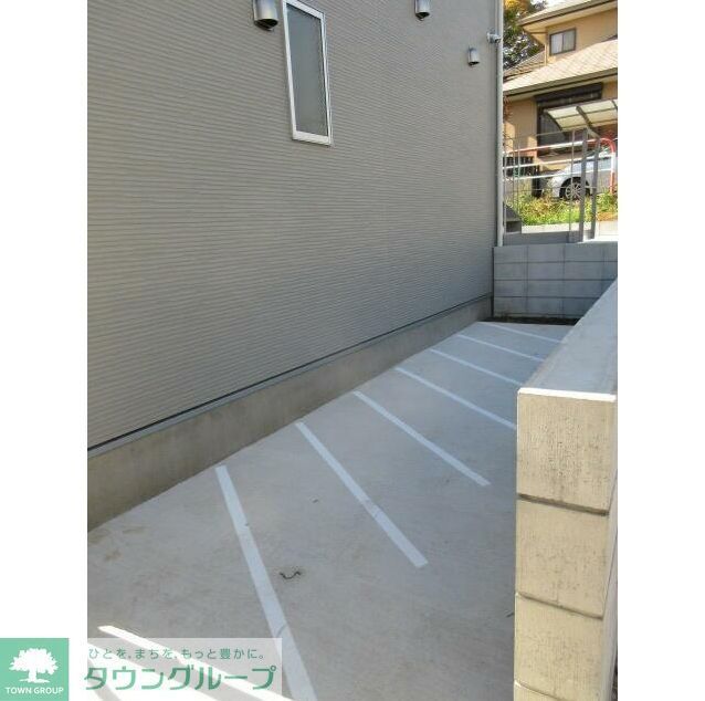 駐車場　駐車場