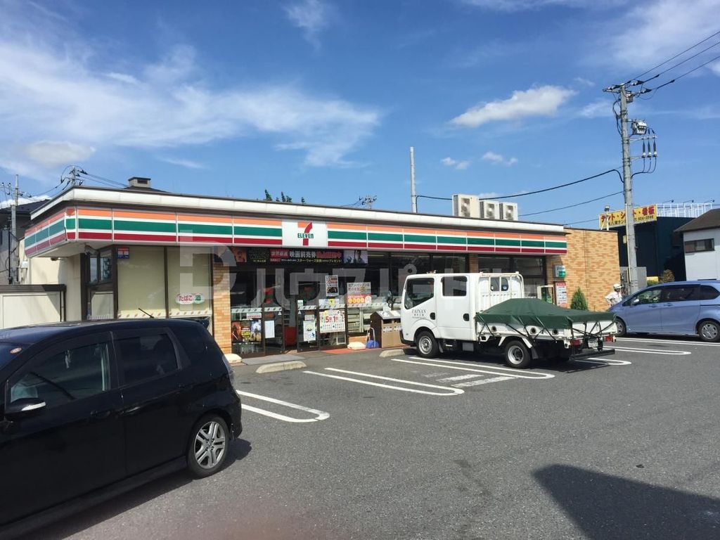 コンビニ　セブンイレブン草加手代町店（コンビニ）まで280m
