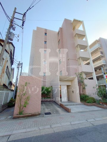 建物外観　外観は落ち着いています