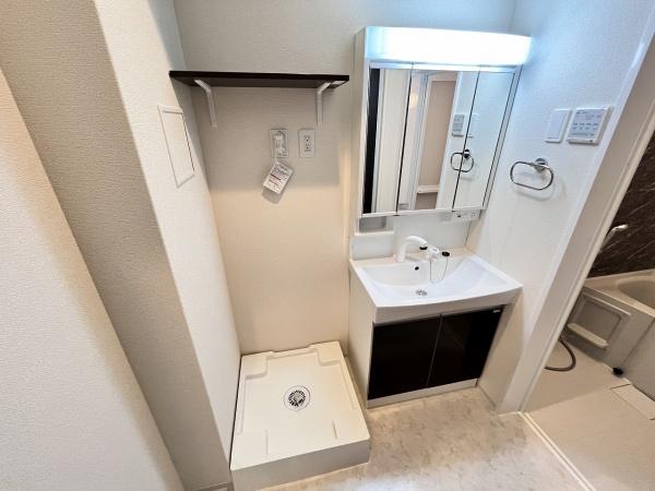 洗面設備　同施工ハウスメーカーの別物件の室内写真