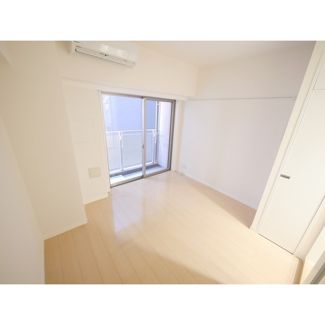 居室・リビング　内観※別部屋参考写真
