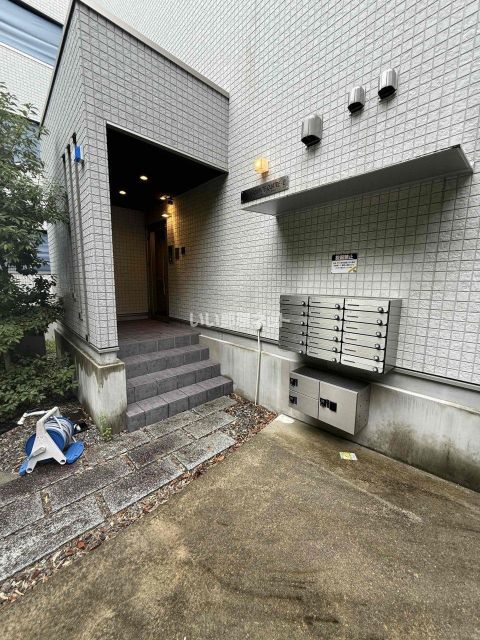 エヌエム・サンカンテ・キャトフ・C棟の外観写真