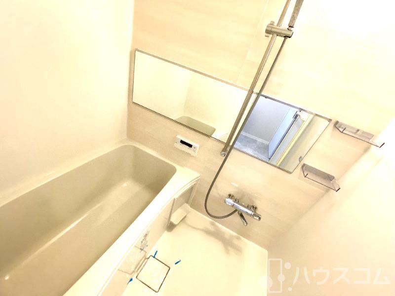 バス・シャワールーム　追い炊き機能付き！