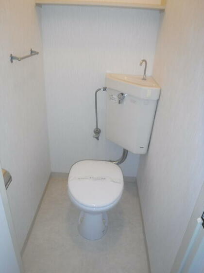 川端荘のトイレ写真
