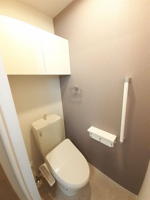 ワイズ IIIのトイレ写真