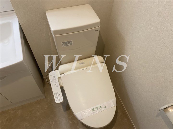 小田急線 生田駅 徒歩8分 2階建 築7年のトイレ写真