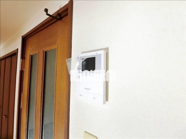セキュリティ　突然の来客時もＴＶモニターホンでしっかり確認。