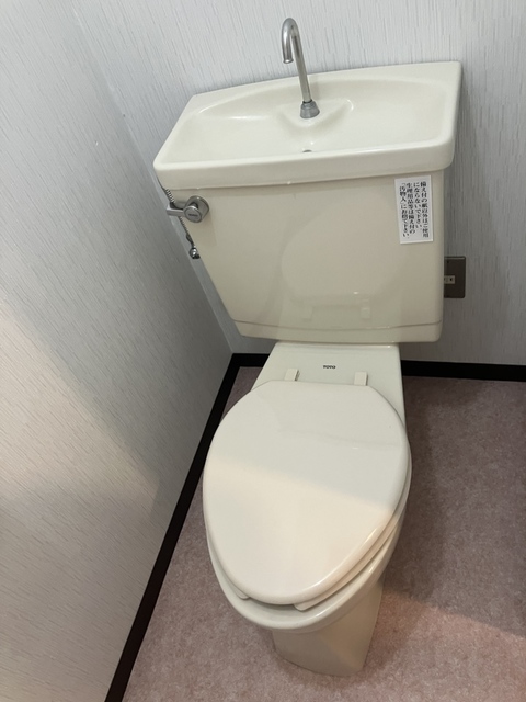 トイレ　※別部屋参考画像