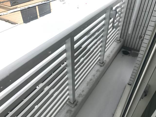 バルコニー　バルコニー付き