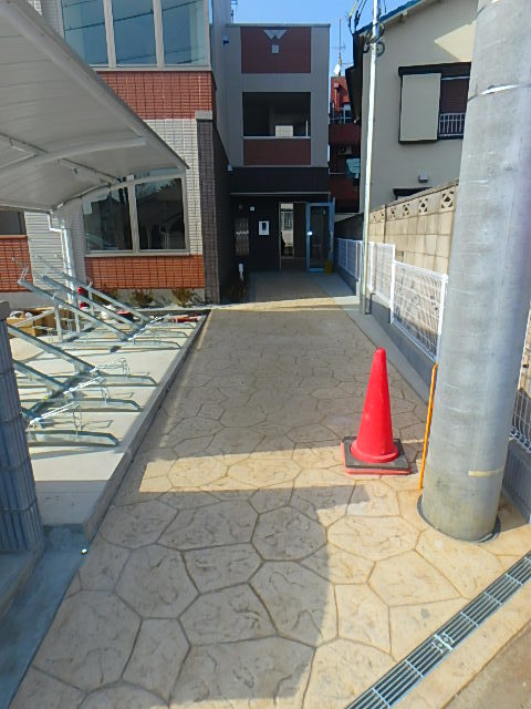 ＪＲ総武線 下総中山駅 徒歩16分 3階建 築9年の外観写真