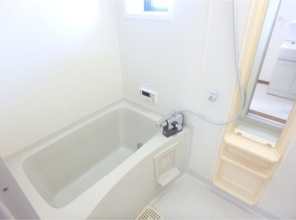 バス・シャワールーム　図面と現状に相違がある場合には現状を優先
