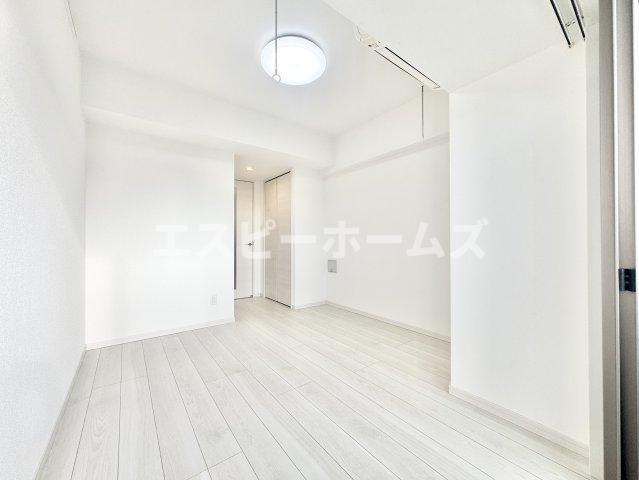 ＪＲ横浜線 大口駅 徒歩3分 7階建 築9年の居間写真