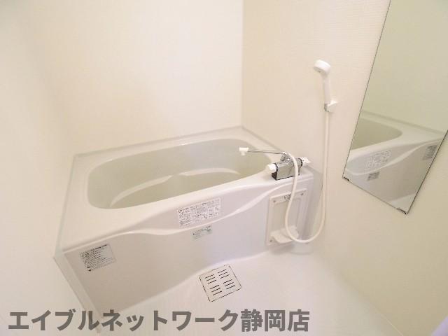バス・シャワールーム　日々の暮らしに欠かせないお風呂です