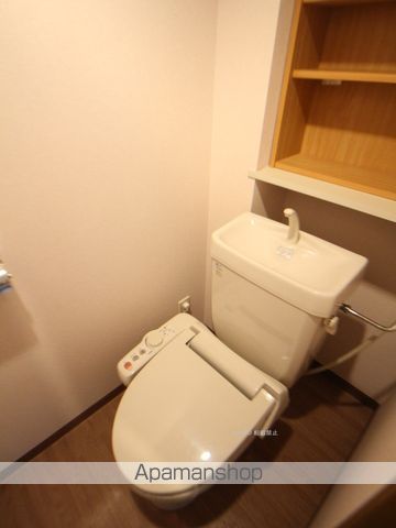 地下鉄東西線 西２８丁目駅 徒歩7分 13階建 築25年のトイレ写真
