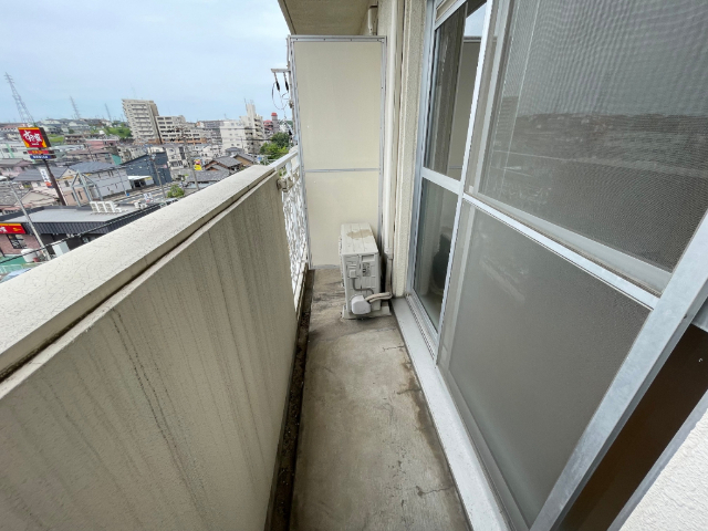 バルコニー　※室内写真は別室サンプル写真。