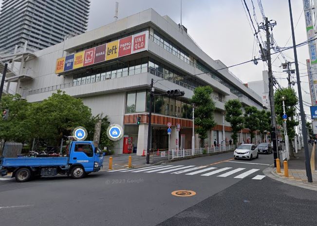 その他　高槻阪急（その他）まで627m