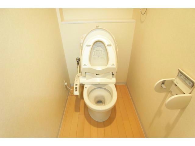 名鉄各務原線 細畑駅 徒歩9分 3階建 築20年のトイレ写真