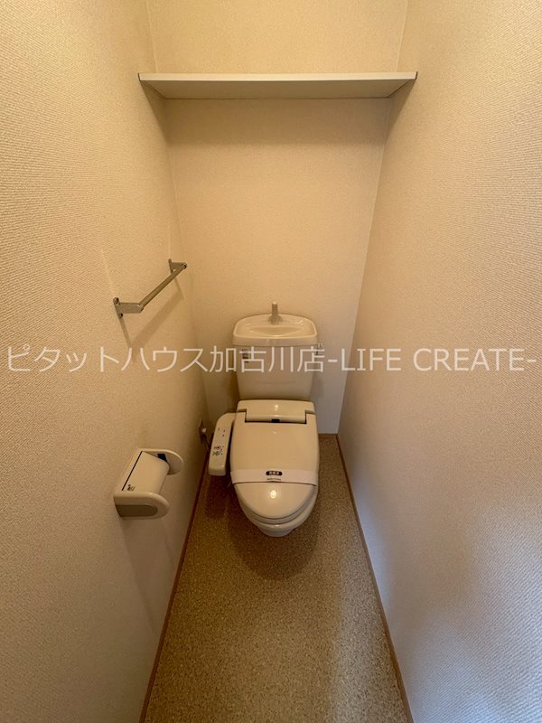 トイレ　写真は101