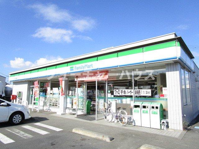 その他　ファミリーマート稲田店まで550m
