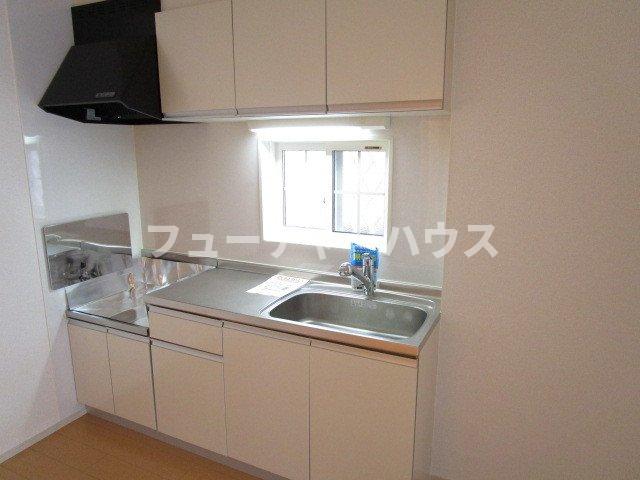 キッチン　コンパクトなキッチンで掃除もラクラク
