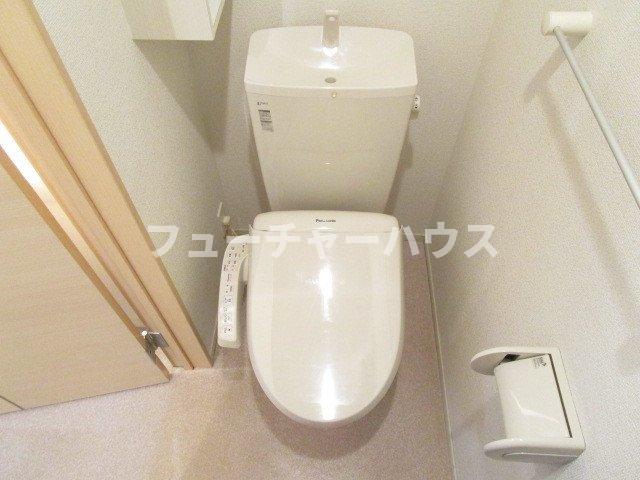 トイレ　トイレもきれいです