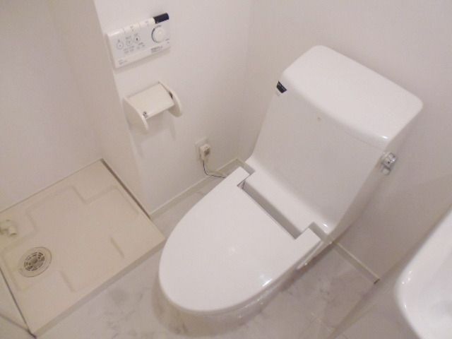 トイレ　★ウォシュレット付お風呂★