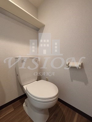 阪神本線 野田駅 徒歩3分 12階建 築22年のトイレ写真